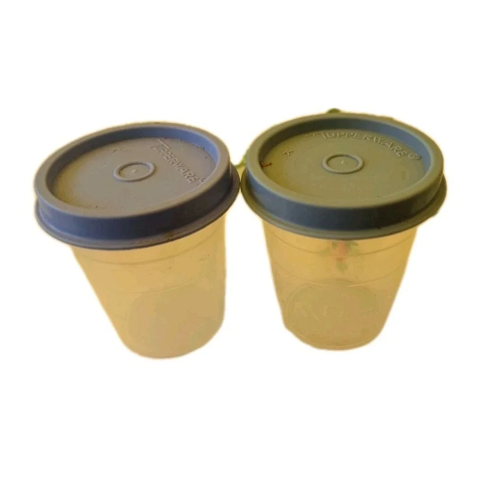 Set of 2 Vintage TUPPERWARE Covered Containers‎ 3 1/2 x 4 1/2